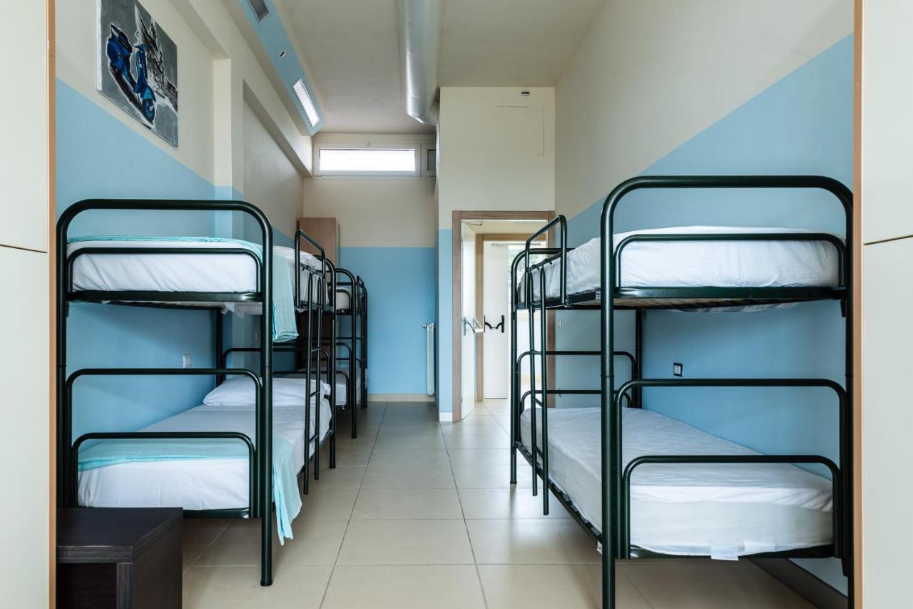 Eliopoli Beach Hostel & Restaurant Тиррения Экстерьер фото