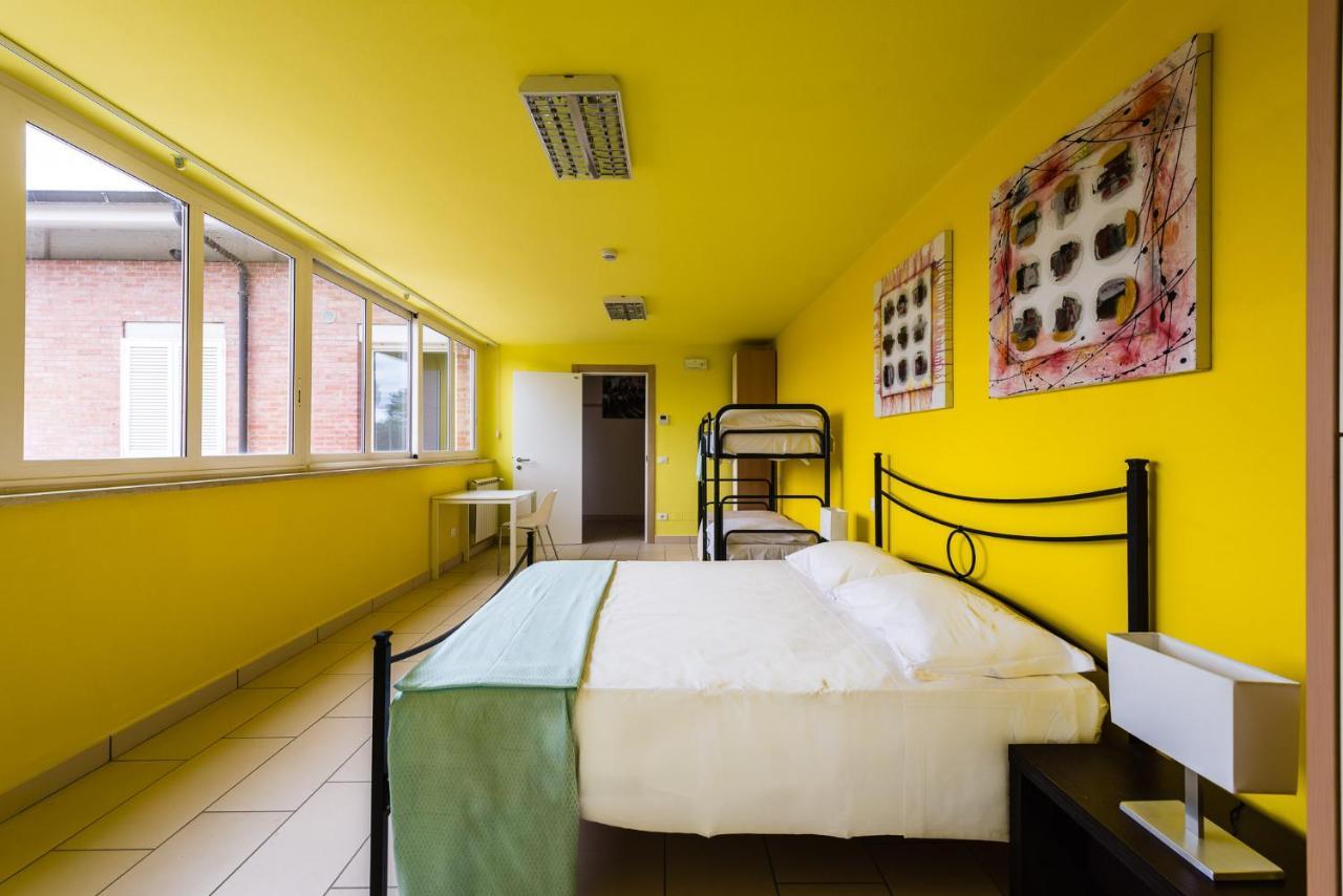 Eliopoli Beach Hostel & Restaurant Тиррения Экстерьер фото