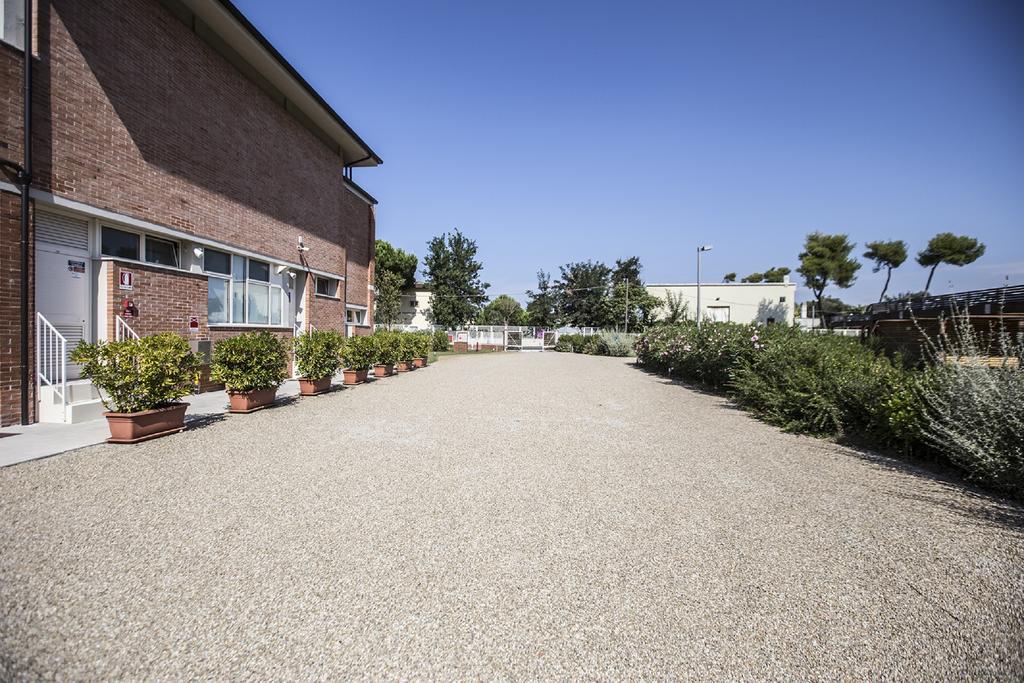 Eliopoli Beach Hostel & Restaurant Тиррения Экстерьер фото