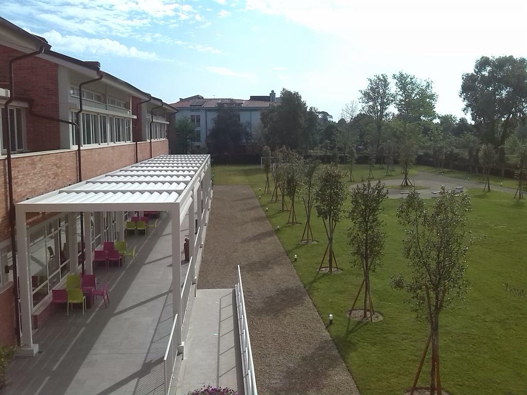 Eliopoli Beach Hostel & Restaurant Тиррения Экстерьер фото